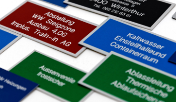 Bezeichnungsschilder Aluminium mit Rand